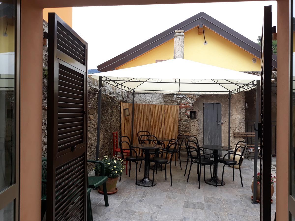 La Terra di Mingo Bed & Breakfast Vado Ligure Bagian luar foto